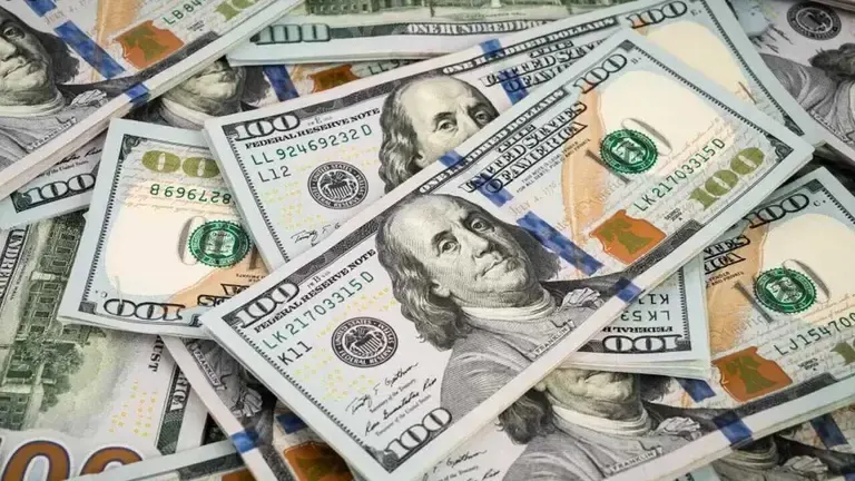Dólar oficial sube 67 centavos desde la aplicación del tipo de cambio flexible y llega a Bs 10,40
